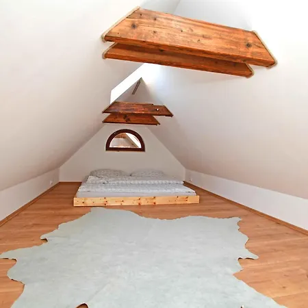 Apartment Romantic Under The Castle Prague